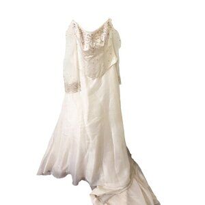 NWT Demetrios Women's Gold Sweetheart Embellished Princess Wedding Dress - 12